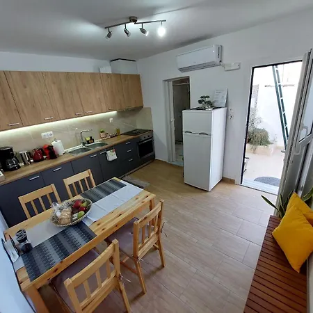 Square Apartament