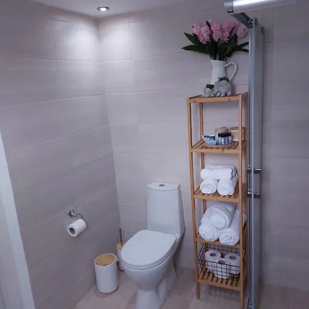 Square Apartman Afándu