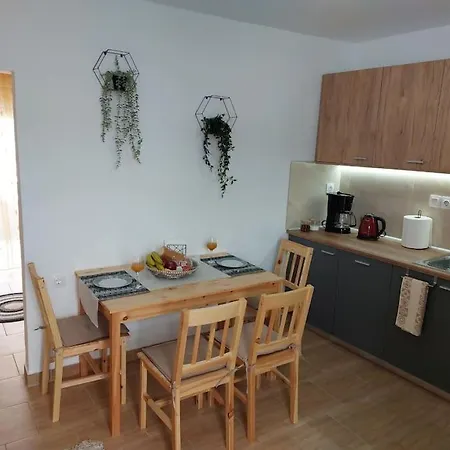 Apartman Square *